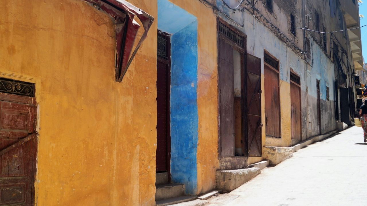 Arles