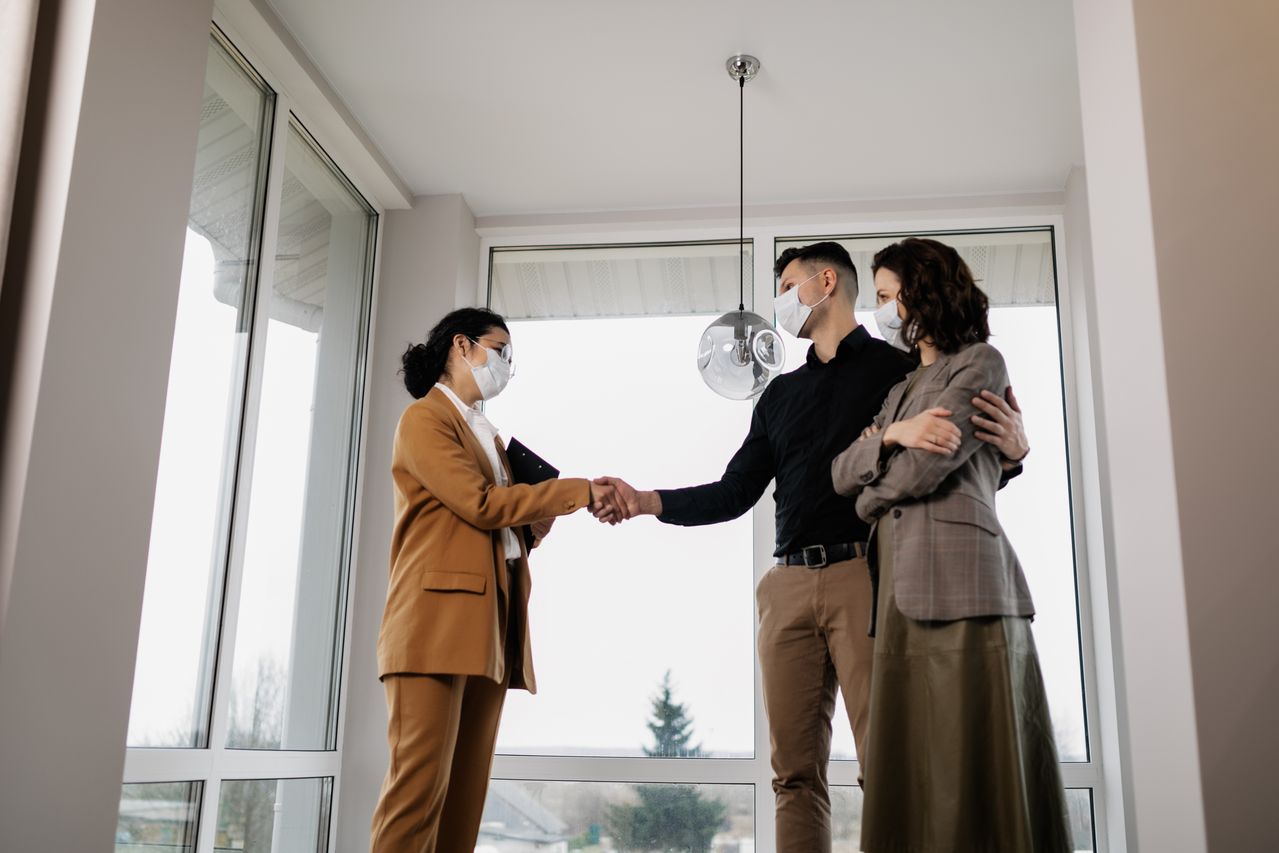 Visite d’un logement social après la commission